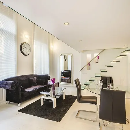 Enzo Capo Luxury Suites Andrassy