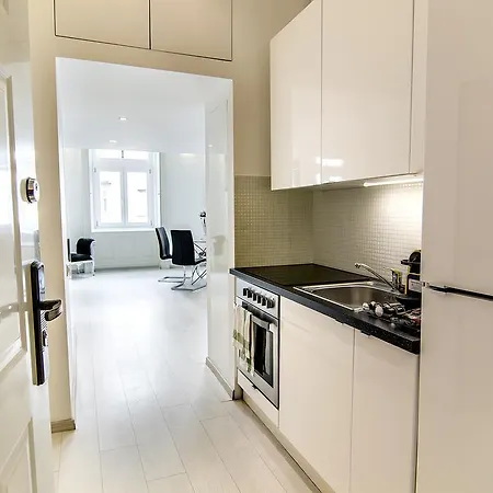 Enzo Capo Luxury Suites Andrassy *