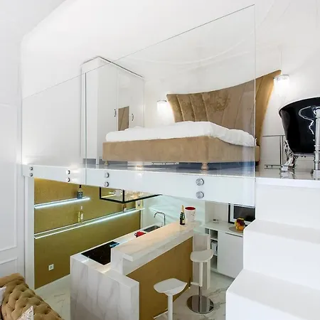Enzo Capo Luxury Suites Andrassy Budapest