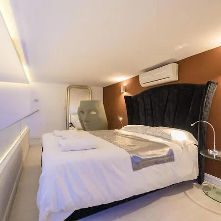 Enzo Capo Luxury Suites Andrassy