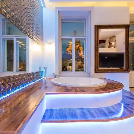 Enzo Capo Luxury Suites Andrassy *