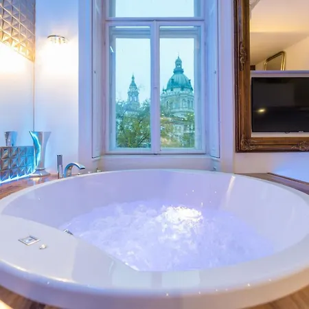 Appartamento Enzo Capo Luxury Suites Andrassy Budapest