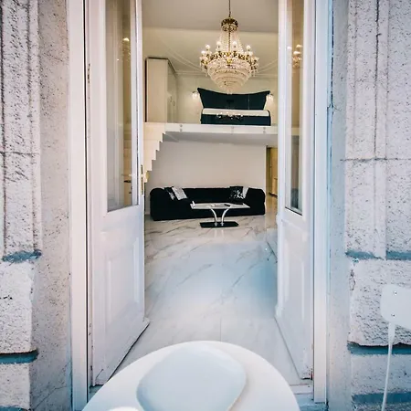 Enzo Capo Luxury Suites Andrassy Budapest
