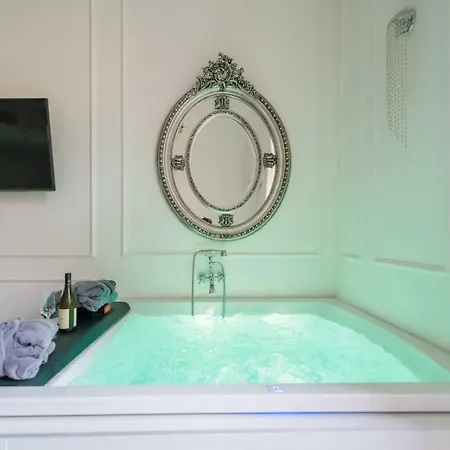 Appartamento Enzo Capo Luxury Suites Andrassy